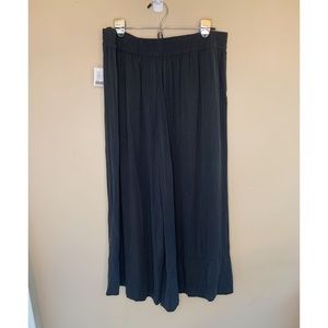 NWT Urban Outfitters Silence + Noise Culottes